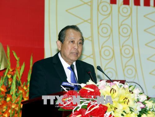 Xây dựng cơ chế cạnh tranh công khai, minh bạch trong tuyển dụng cán bộ